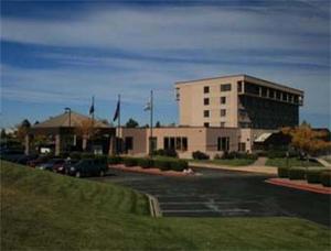 Ramada Hotel And Suites Englewood/Denver South property photo