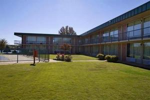 Americas Best Value Inn property photo