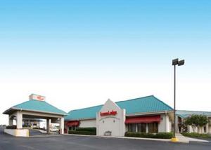 Econo Lodge Oxmoor property photo