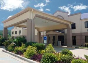 Comfort Inn & Suites property photo