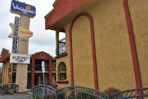 Vagabond Inn Executive Hollywo property photo