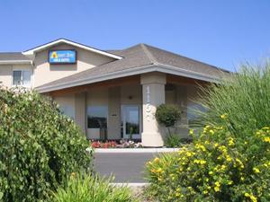 AmeriStay Inn & Suites property photo
