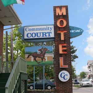 Saratoga Community Court Motel property photo