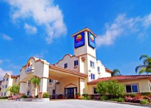 Comfort Inn & Suites Near Temecula Wine Country property photo