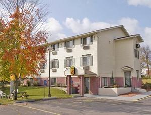 Super 8 Massena, NY property photo