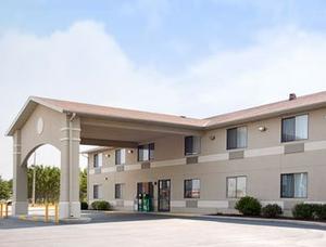 Super 8 Park Rapids property photo