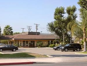 Super 8 Costa Mesa/Newport Beach Area property photo