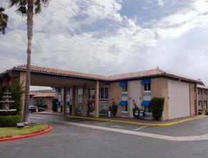 Travelodge Orange County Airport/ Costa Mesa property photo