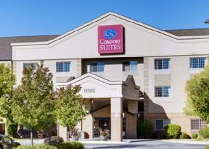 Comfort Suites Schaumburg property photo