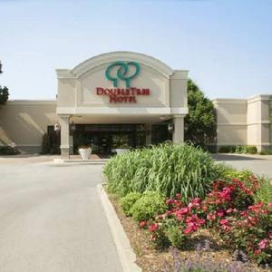 Doubletree Hotel Chicago Alsip property photo