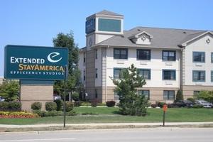 ESA Chicago-Woodfield Mall property photo