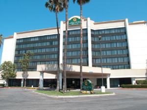 La Quinta Inn & Suites Buena Park property photo