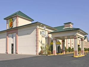 Super 8 Benton/West City Area property photo