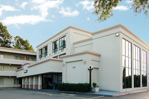 Econo Lodge Intown - Richmond property photo