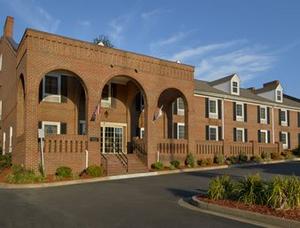 Baymont Inn and Suites Richmond property photo