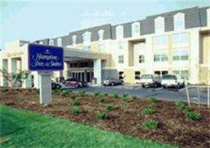 Hampton Inn Suites Williamsburg/Richmond Rd property photo