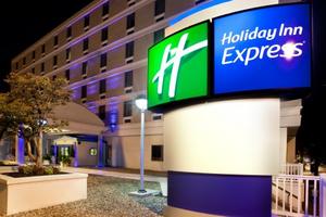 Holiday Inn Express RICHMOND - DOWNTOWN property photo