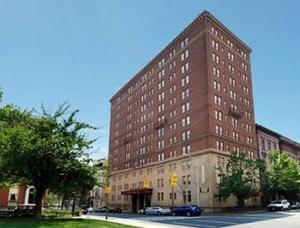 Wyndham Baltimore Peabody Court property photo