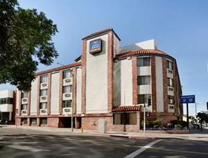 Howard Johnson Los Angeles property photo