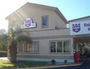 Knights Inn Statesboro property photo