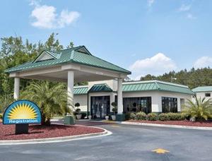 Days Inn Richmond Hill/Savannah property photo