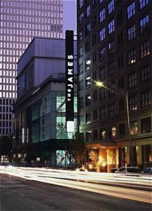 The James Chicago Hotel property photo