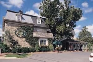 Golden Plough Inn at Peddler's Village property photo