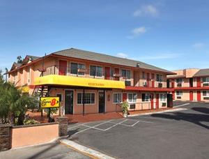 Super 8 San Diego Area / National City / Naval Base property photo