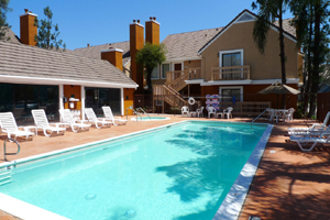 Quality Suites Anaheim Stadium property photo