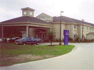 Holiday Inn Express CARTHAGE property photo