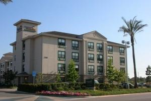 ESA Los Angeles-Burbank Apt property photo
