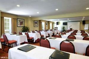 BEST WESTERN PLUS Ontario Airport property photo