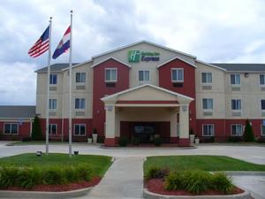 Holiday Inn Express FULTON property photo