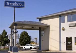 St. Louis Travelodge property photo