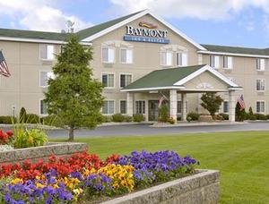 Baymont Inn and Suites Mackinaw City property photo