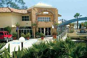 Holiday Inn Express San Diego Airport - Old Town (formerly Comfort Inn) property photo