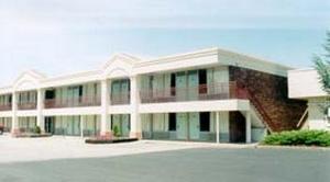 Econo Lodge Inn & Suites property photo
