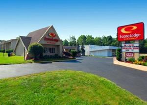 Econo Lodge Inn & Suites property photo