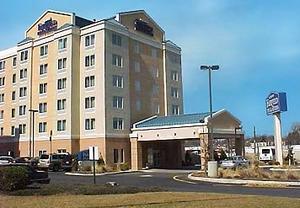 Fairfield Inn & Suites Woodbridge property photo
