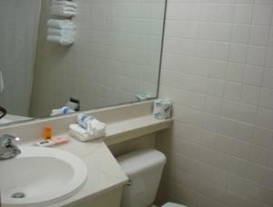 Howard Johnson - Princeton/Lawrenceville property photo