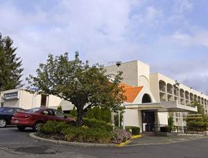 Howard Johnson Inn Clifton NJ property photo