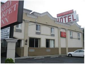 Red Carpet Inn Elmwood Park property photo