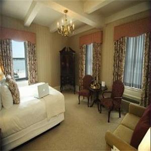 Molly Pitcher Inn property photo