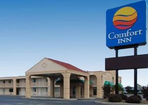 Comfort Inn Maingate property photo