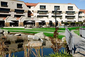 Courtyard San Diego Rancho Bernardo property photo
