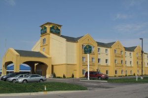 La Quinta Inn & Suites Columbus West property information