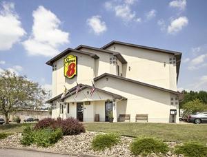 Super 8 Marietta property photo