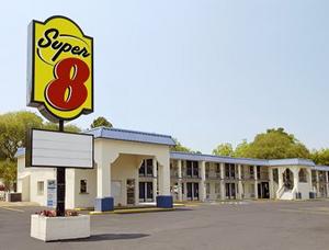 Super 8  Beaufort/Paris Island property photo