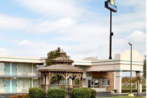 Days Inn Clarksville TN property photo