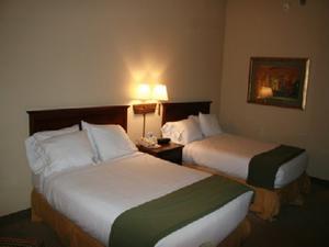 Holiday Inn Express Hotel & Suites PIGEON FORGE/NEAR DOLLYWOOD property photo